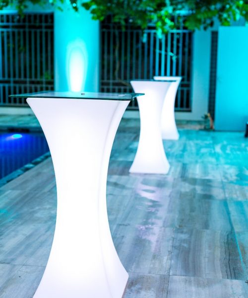 1a Cocktail Tables